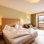 Hotel Alpen Glück Kirchberger Hof