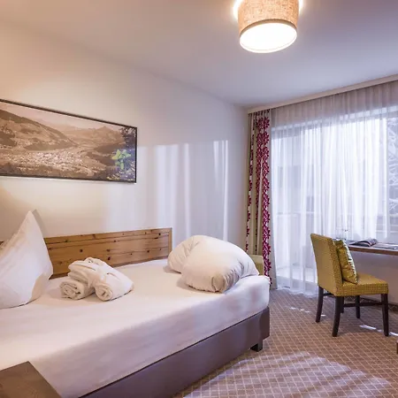 Hotel Alpen Glueck Kirchberger Hof 4*