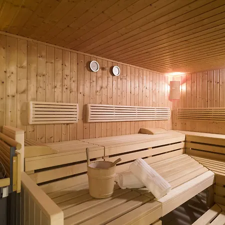 Otel Alpen Glueck Kirchberger Hof 4*