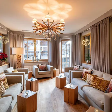 Alpen Glueck Kirchberger Hof 4*