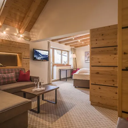 Alpen Glueck Kirchberger Hof 4*