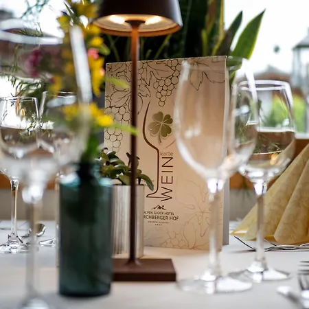 Hotell Alpen Glueck Kirchberger Hof 4*