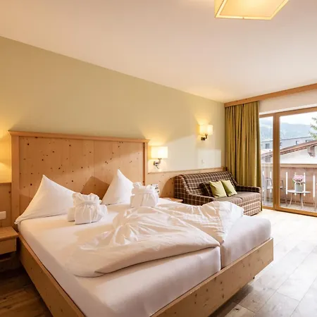 Hotell Alpen Glueck Kirchberger Hof