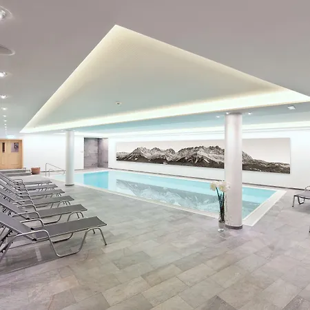 Alpen Glueck Kirchberger Hof Hotell